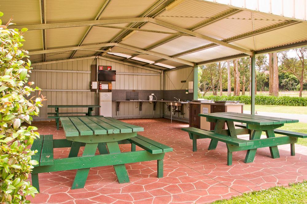 Warragul Gardens Holiday Park Exterior photo